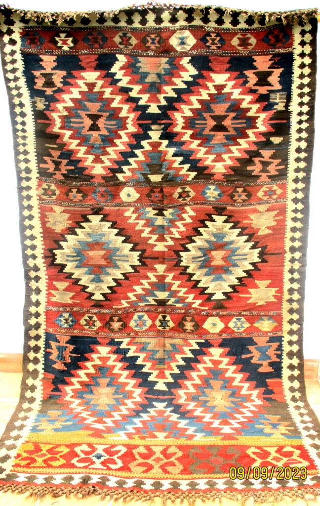 OLD PERSIAN SHAH SAVAN KILIM